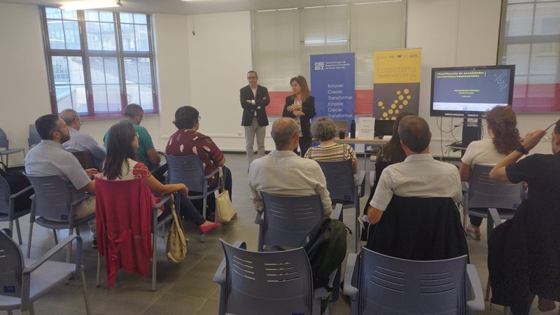 Sesión del Hub de Innovación Territorial Alcoià-Comtat