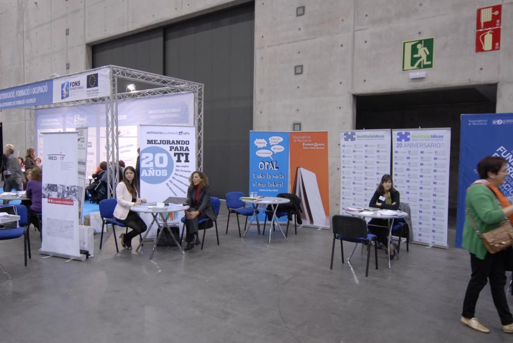 114 DPECV2012 Stands Zona Entidades Información y Orientación