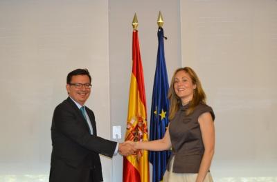 Firma del acuerdo en Madrid