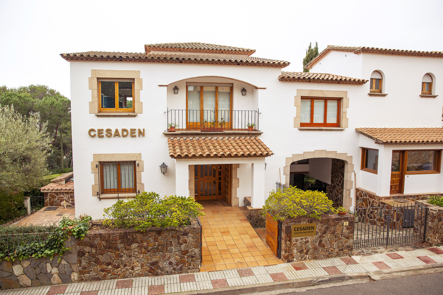 Cesaden Cl�nica Dental