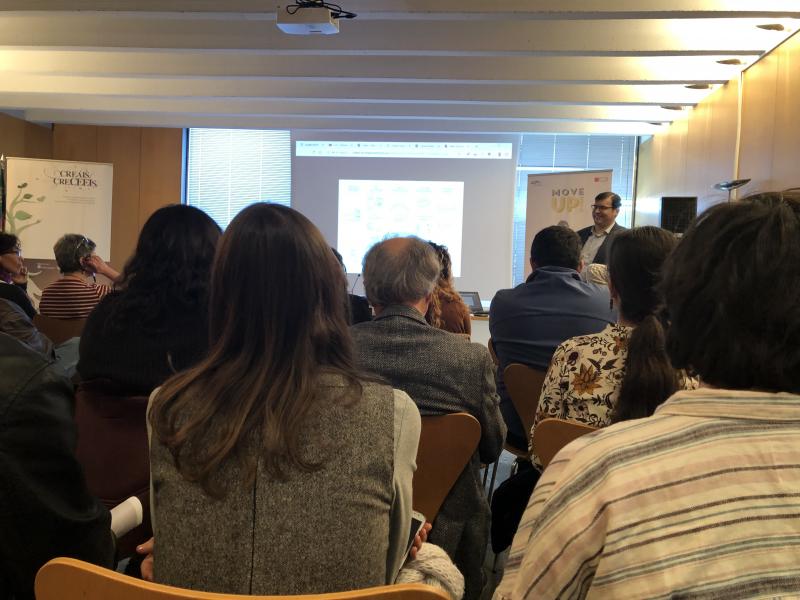 Jornada informativa programa MOVE UP! Emprende con �xito (3)[;;;][;;;]