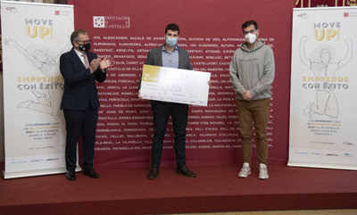 Entrega premios, Jose Pascual Martí (Diputación), Raúl Verdú (Movelso) y Juanjo Traver (Declarando) 